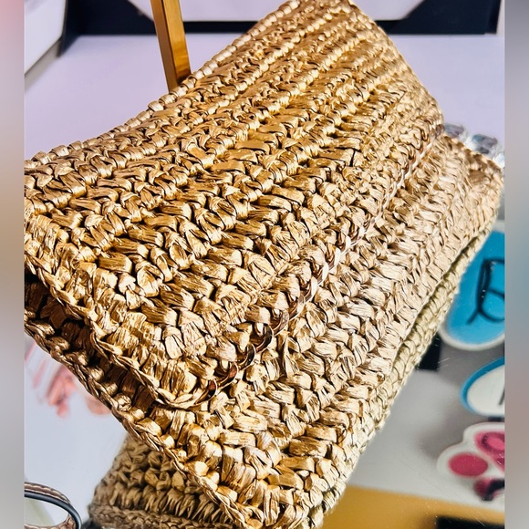 H&M Crochet Raffia Gold Woven Clutch
Half Moon/ Straw Wristlet Purse - Picture 5 of 11